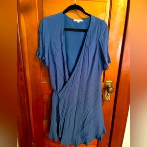 Beautiful wrap dress with flutter sleeves and hem  XL